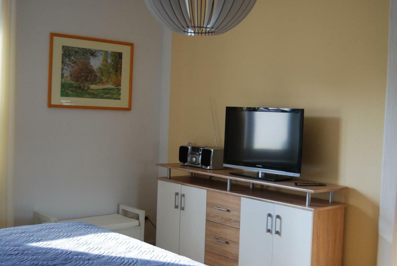 Ferienwohnung Aronia Warlow Екстериор снимка