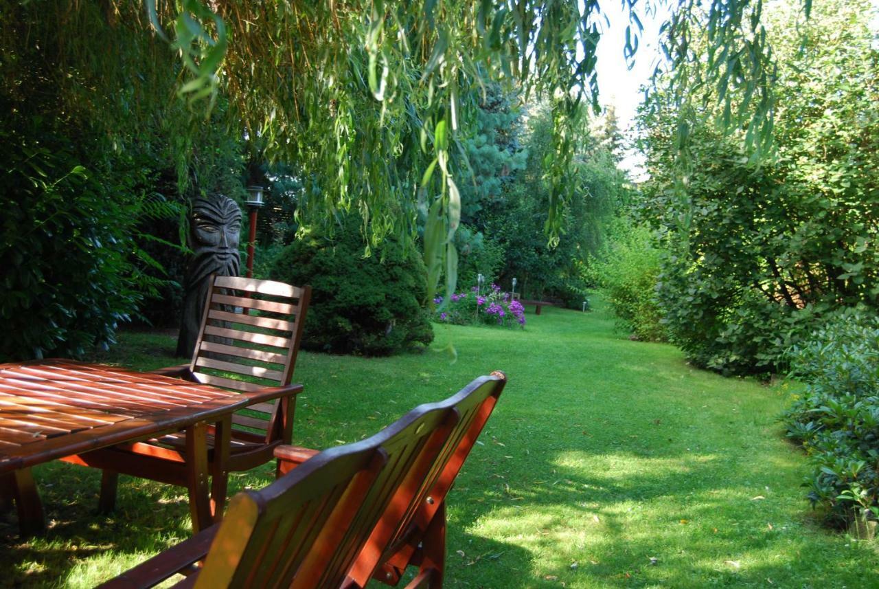 Ferienwohnung Aronia Warlow Екстериор снимка